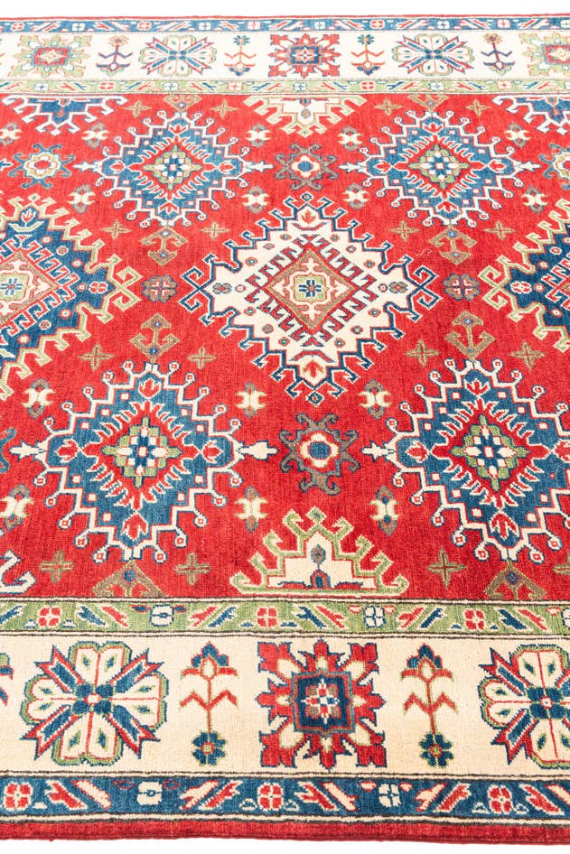 Detail image of 6' 8 x 9' 9 Hand Knotted Kazak Rug