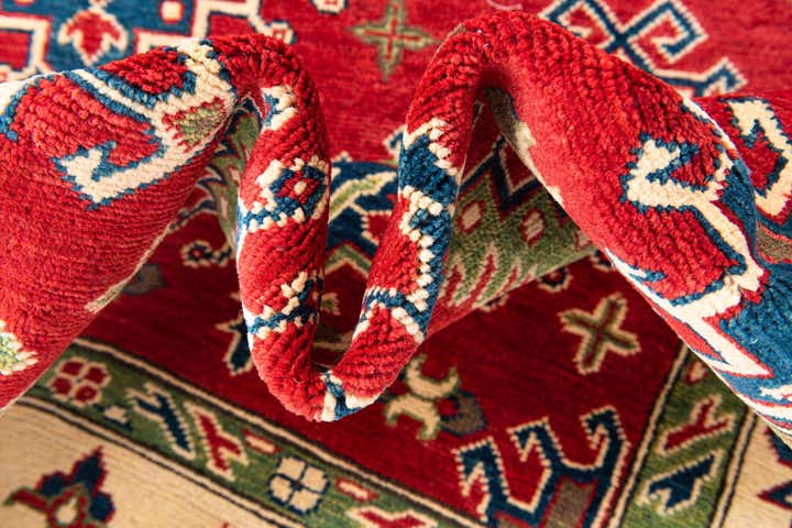 6' 8 x 9' 9 Hand Knotted Kazak Rug