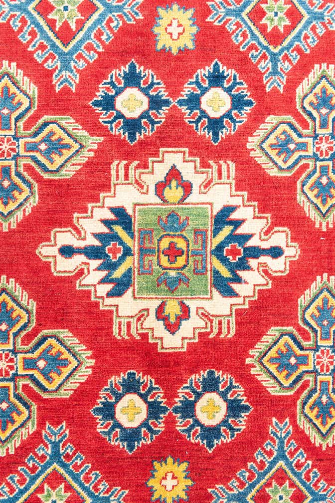 5' 10 x 9' 2 Hand Knotted Kazak Rug
