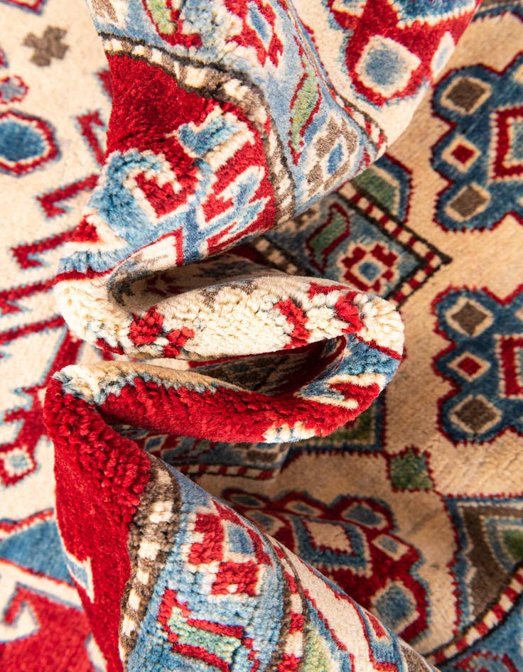 Detail image of 6' 6 x 9' 8  Hand Knotted Kazak Rug