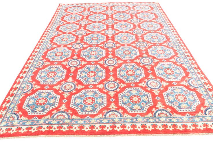 Detail image of 6' 8 x 9' 6 Hand Knotted Kazak Rug