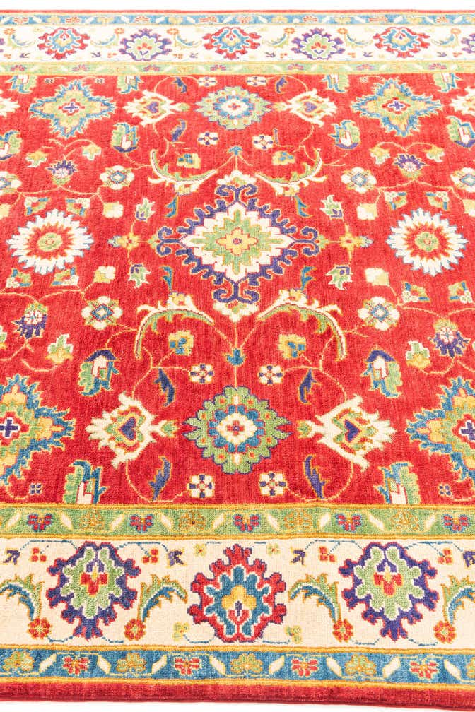 6' x 9' 1 Hand Knotted Kazak Rug