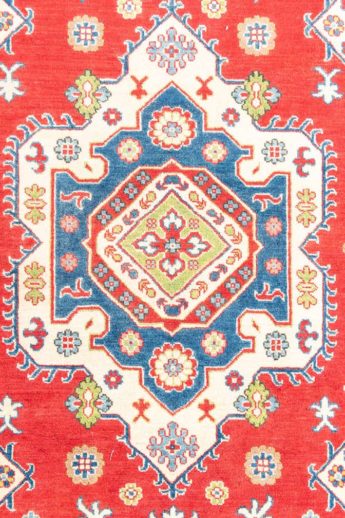 6' x 9' Hand Knotted Kazak Rug