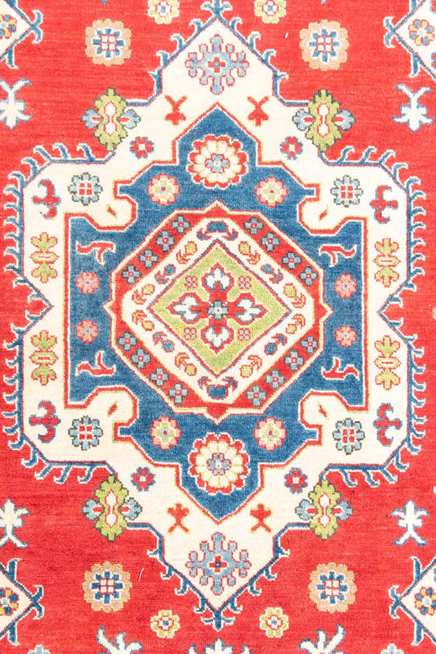 Detail image of 6' x 9' Hand Knotted Kazak Rug