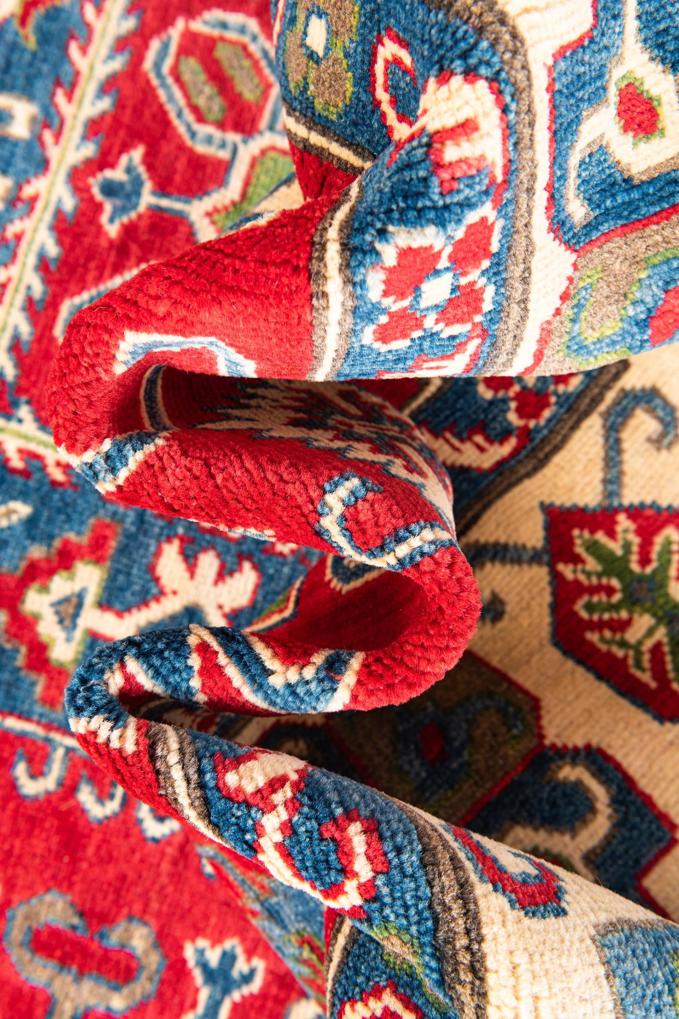 6' x 9' Hand Knotted Kazak Rug