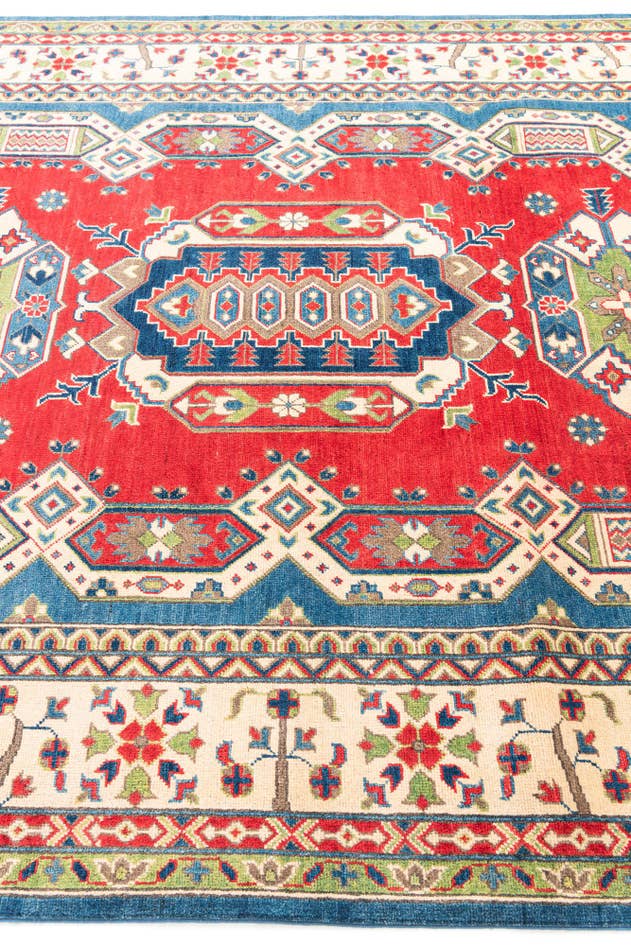 Detail image of 6' 8 x 10' Hand Knotted Kazak Rug