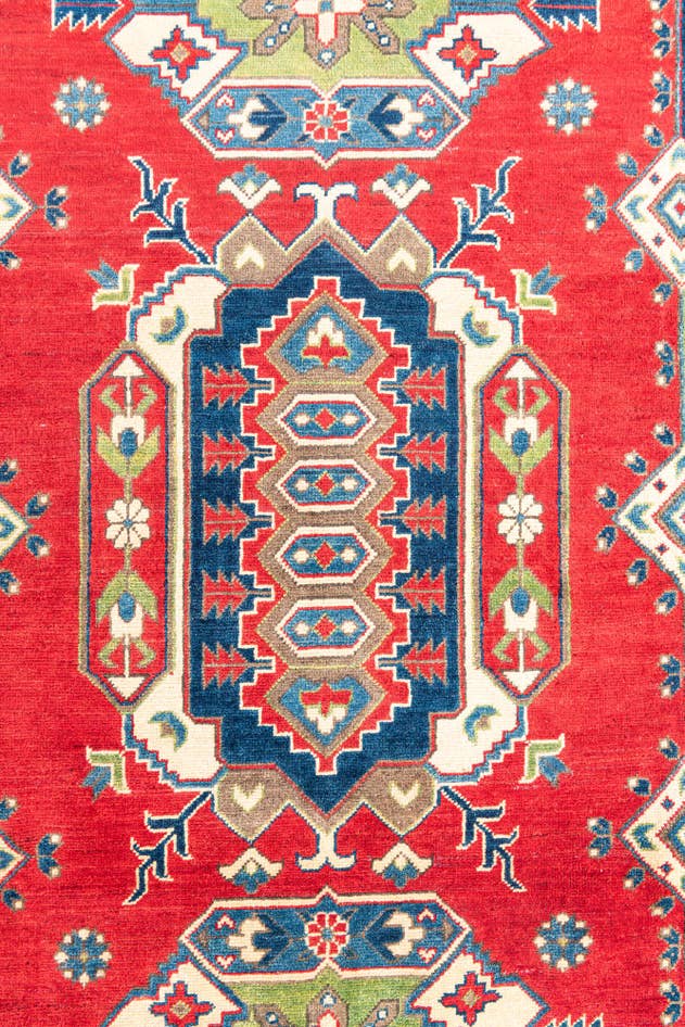 Detail image of 6' 8 x 10' Hand Knotted Kazak Rug