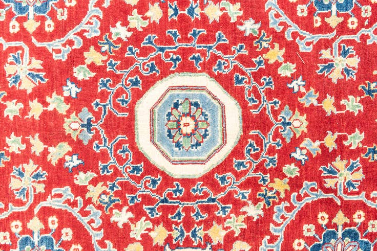 Detail image of 6' 7 x 9' 6 Hand Knotted Kazak Rug