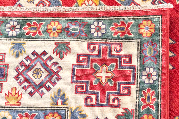 6' 9 x 9' 10 Hand Knotted Kazak Rug