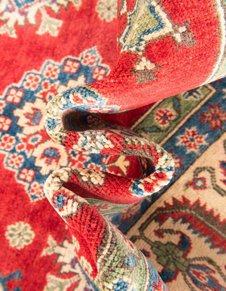 Detail image of 6' 6 x 9' 9  Hand Knotted Kazak Rug