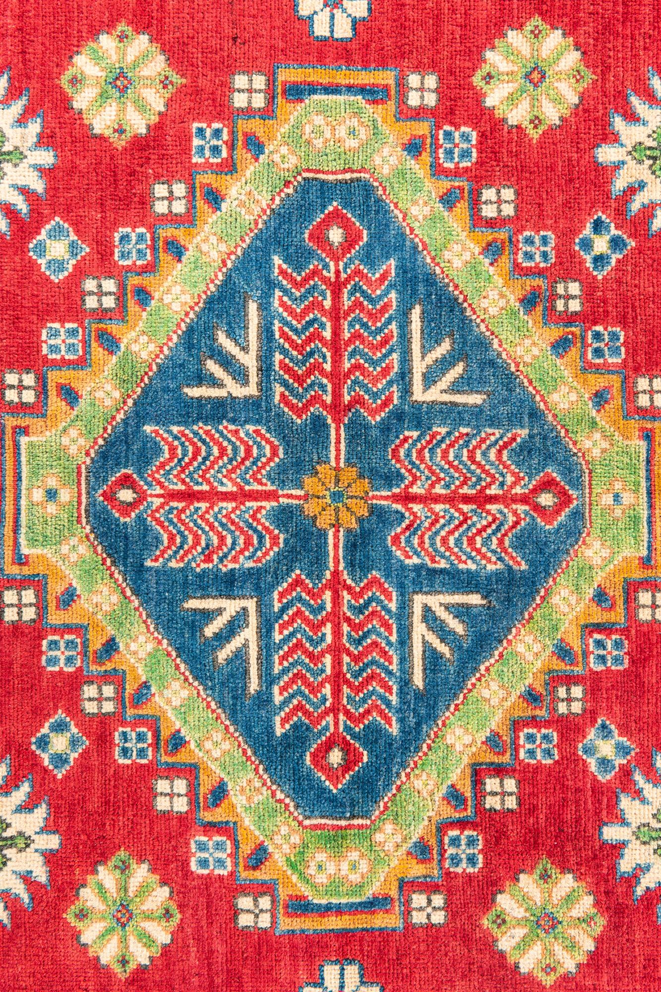 6' 2 x 9' Hand Knotted Kazak Rug