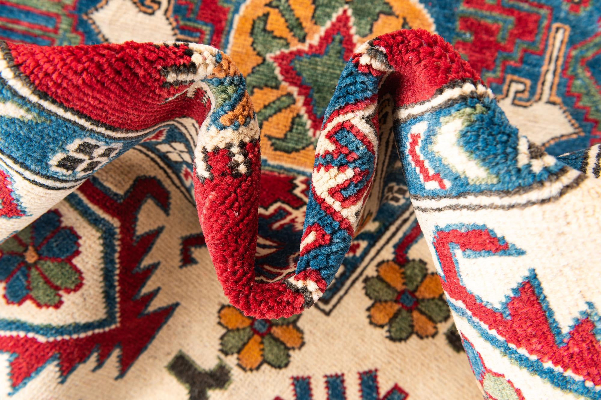 6' x 9' Hand Knotted Kazak Rug