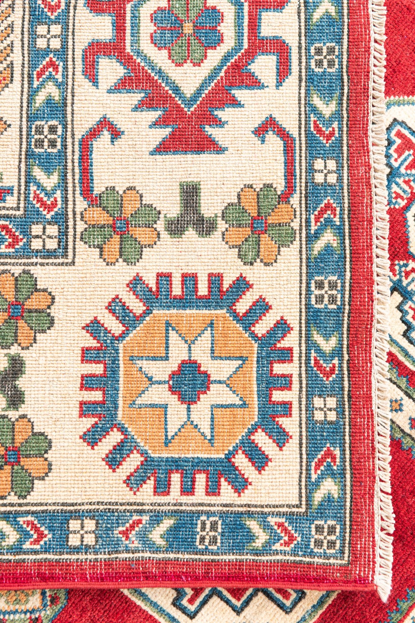 6' x 9' Hand Knotted Kazak Rug