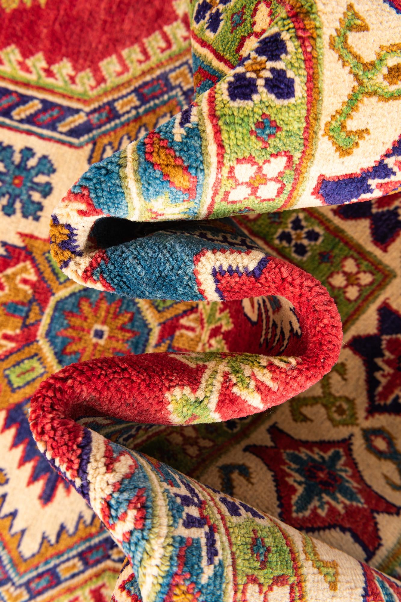 6' 9 x 9' 8 Hand Knotted Kazak Rug