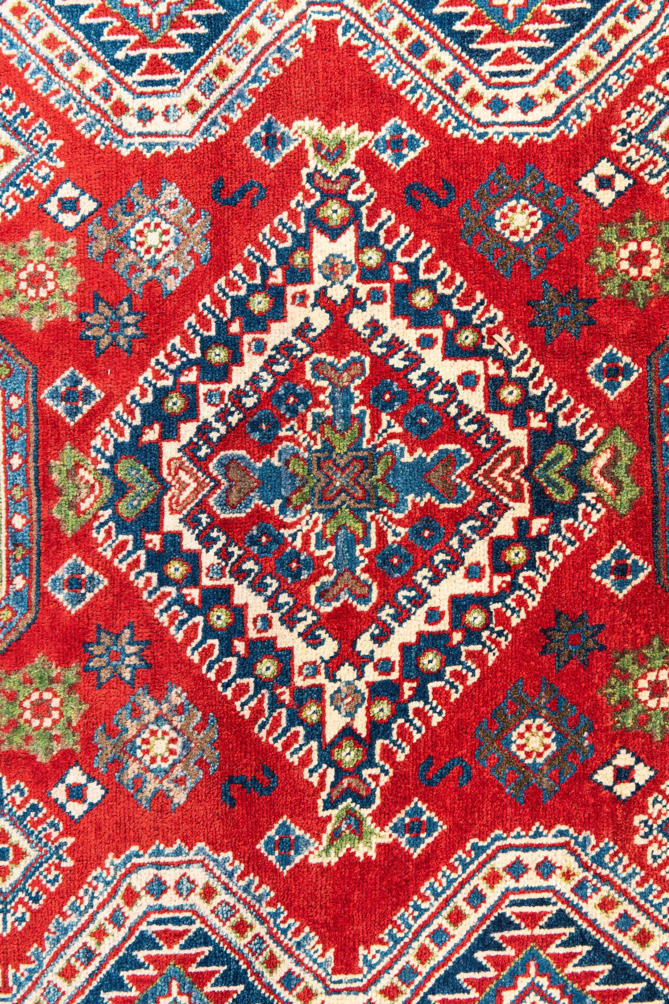 5' x 7' Hand Knotted Kazak Rug