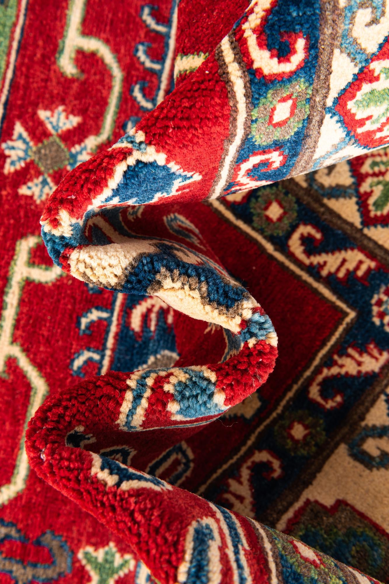 5' x 7' Hand Knotted Kazak Rug