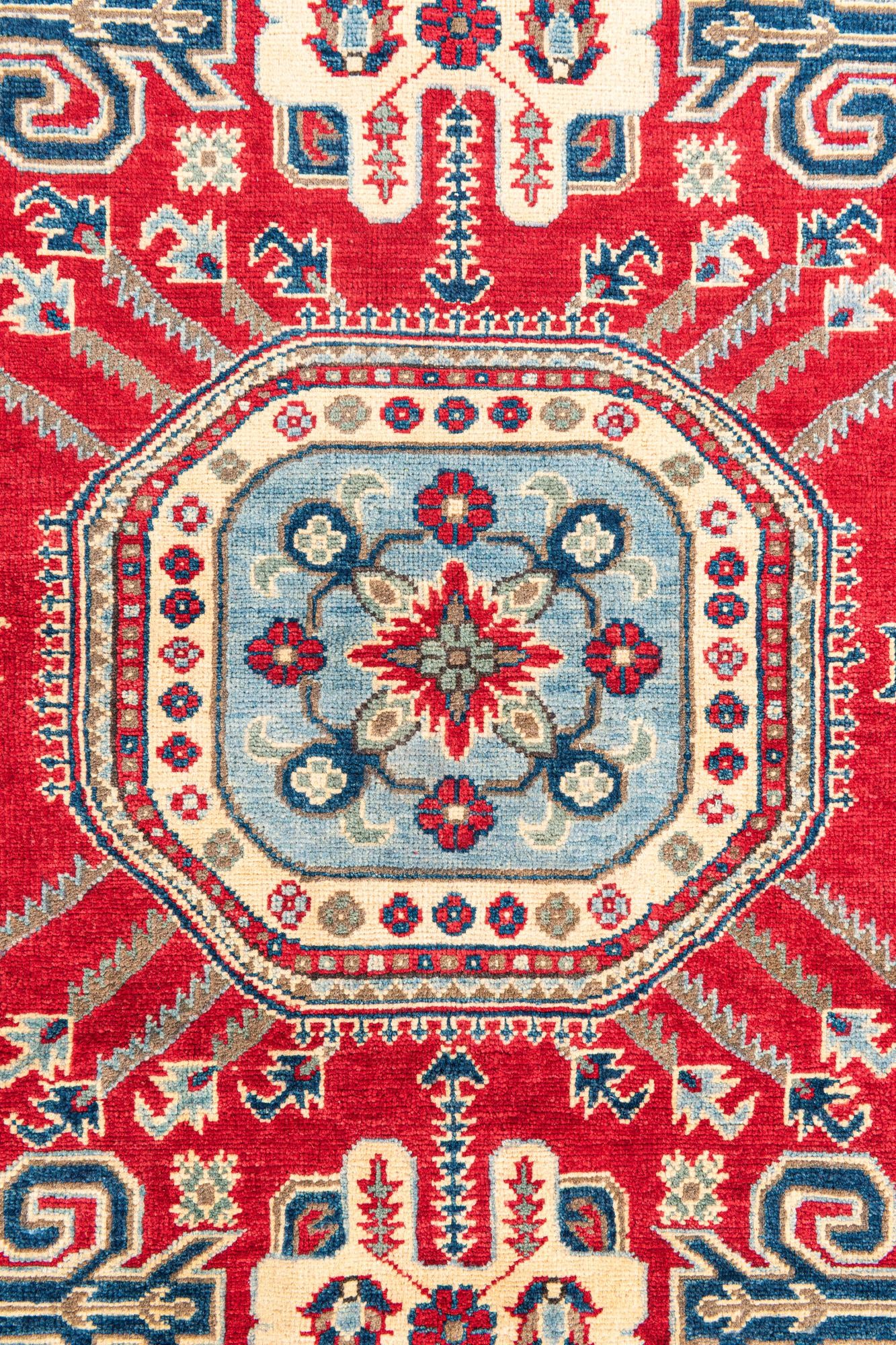 5' 2 x 6' 7 Hand Knotted Kazak Rug