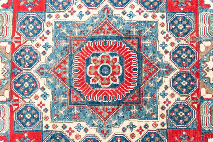 5' x 6' 9 Hand Knotted Kazak Rug