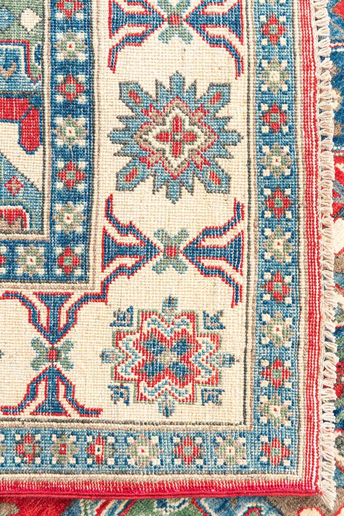 5' x 6' 9 Hand Knotted Kazak Rug