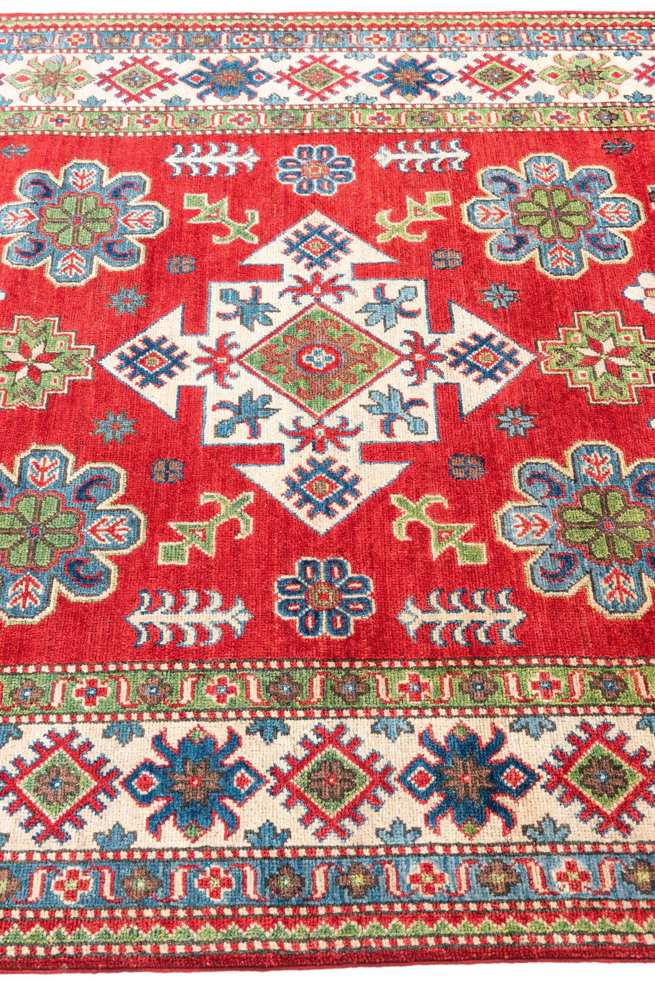 5' 1 x 7' 1 Hand Knotted Kazak Rug