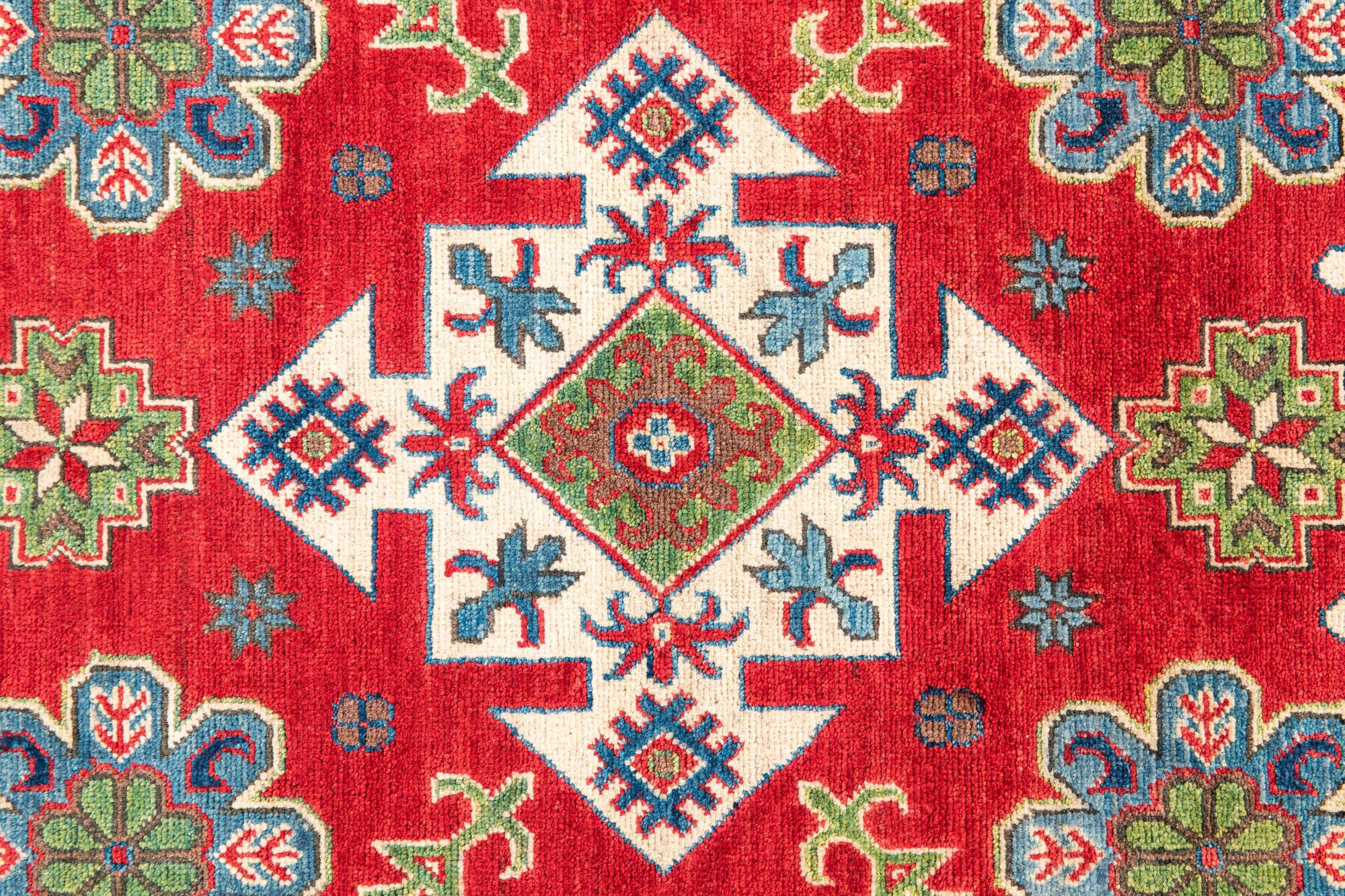 5' 1 x 7' 1 Hand Knotted Kazak Rug