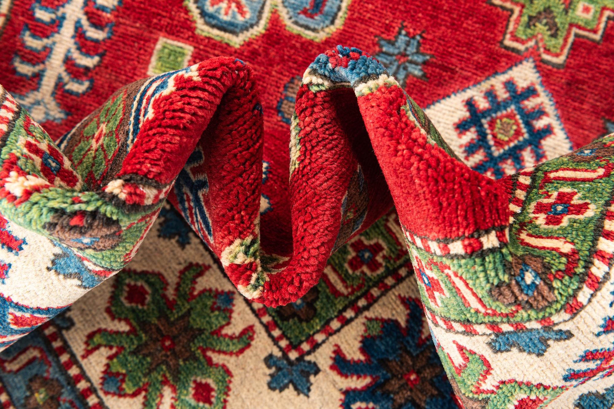 5' 1 x 7' 1 Hand Knotted Kazak Rug