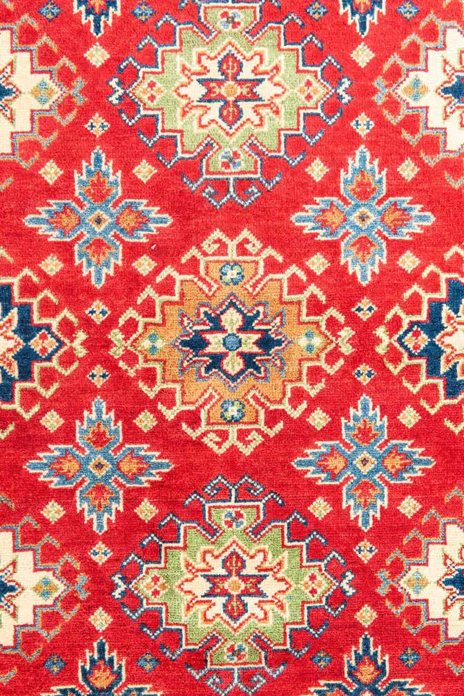 5' 1 x 6' 10 Hand Knotted Kazak Rug