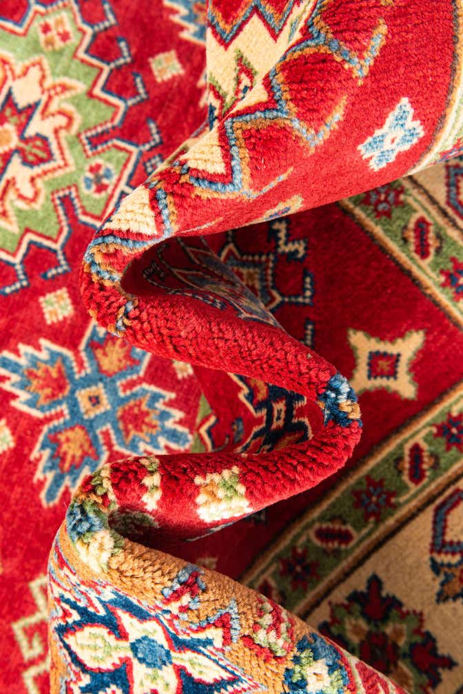 5' 1 x 6' 10 Hand Knotted Kazak Rug