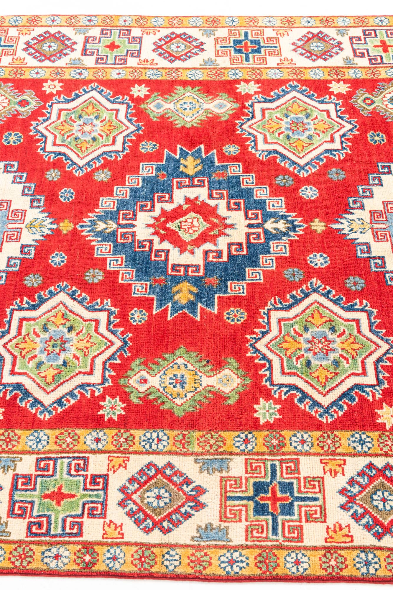 4' 10 x 6' 10 Hand Knotted Kazak Rug