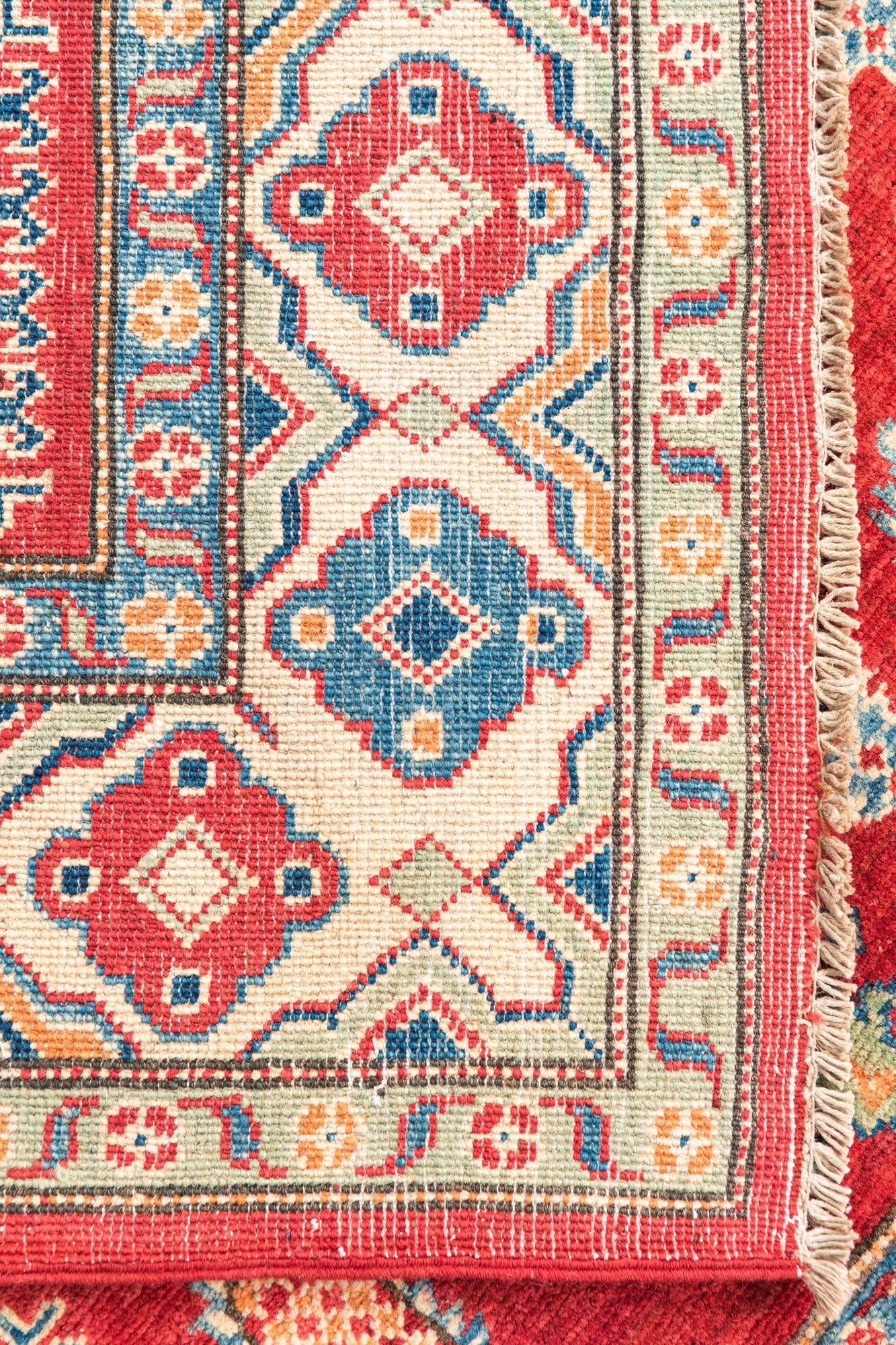 5' x 7' 1 Hand Knotted Kazak Rug