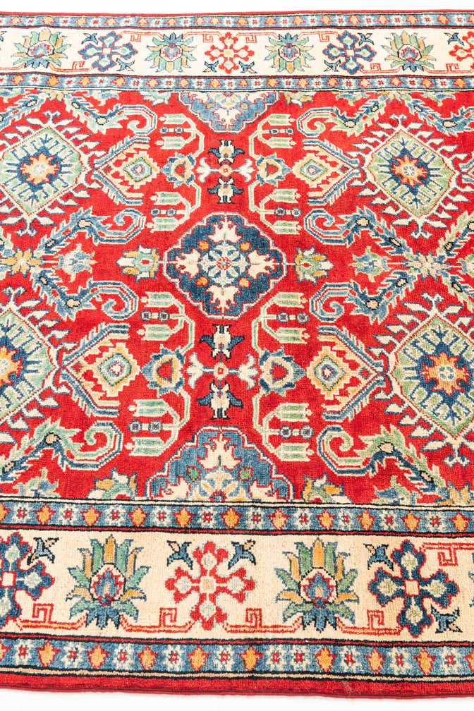 4' 10 x 6' 8 Hand Knotted Kazak Rug