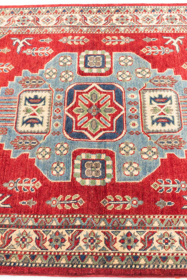 Detail image of 4' x 5' 5 Hand Knotted Kazak Rug