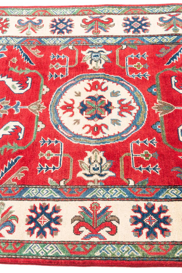 Detail image of 4' x 6' 1 Hand Knotted Kazak Rug