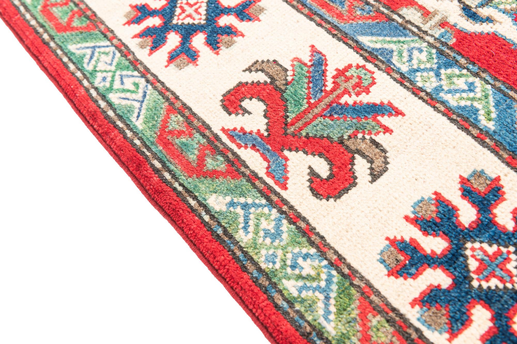 4' x 6' 1 Hand Knotted Kazak Rug