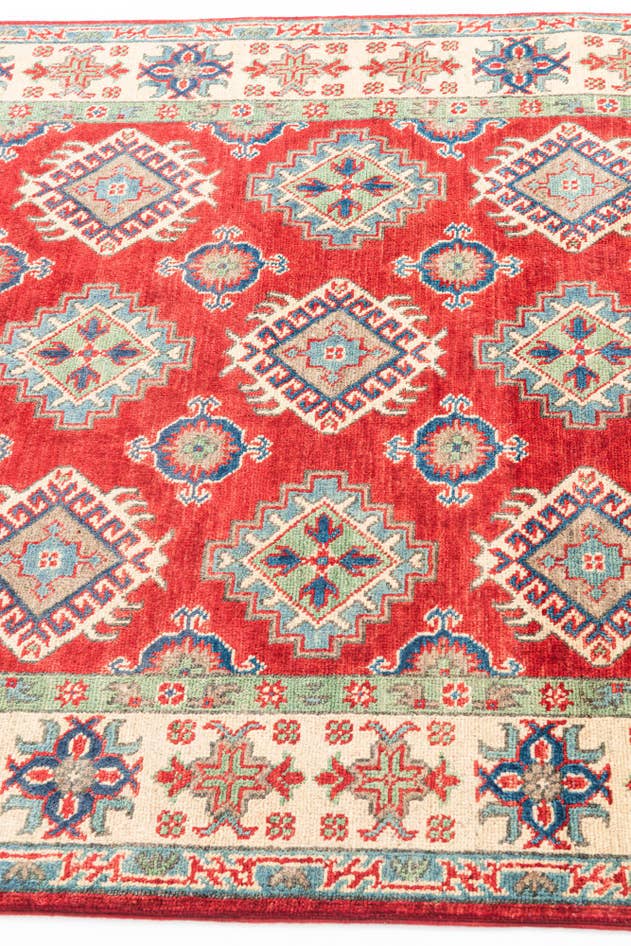 Detail image of 4' x 6' 1 Hand Knotted Kazak Rug