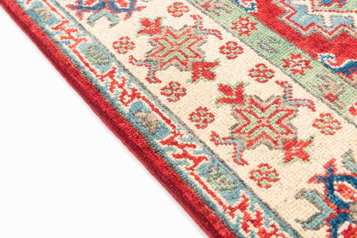 4' x 6' 1 Hand Knotted Kazak Rug