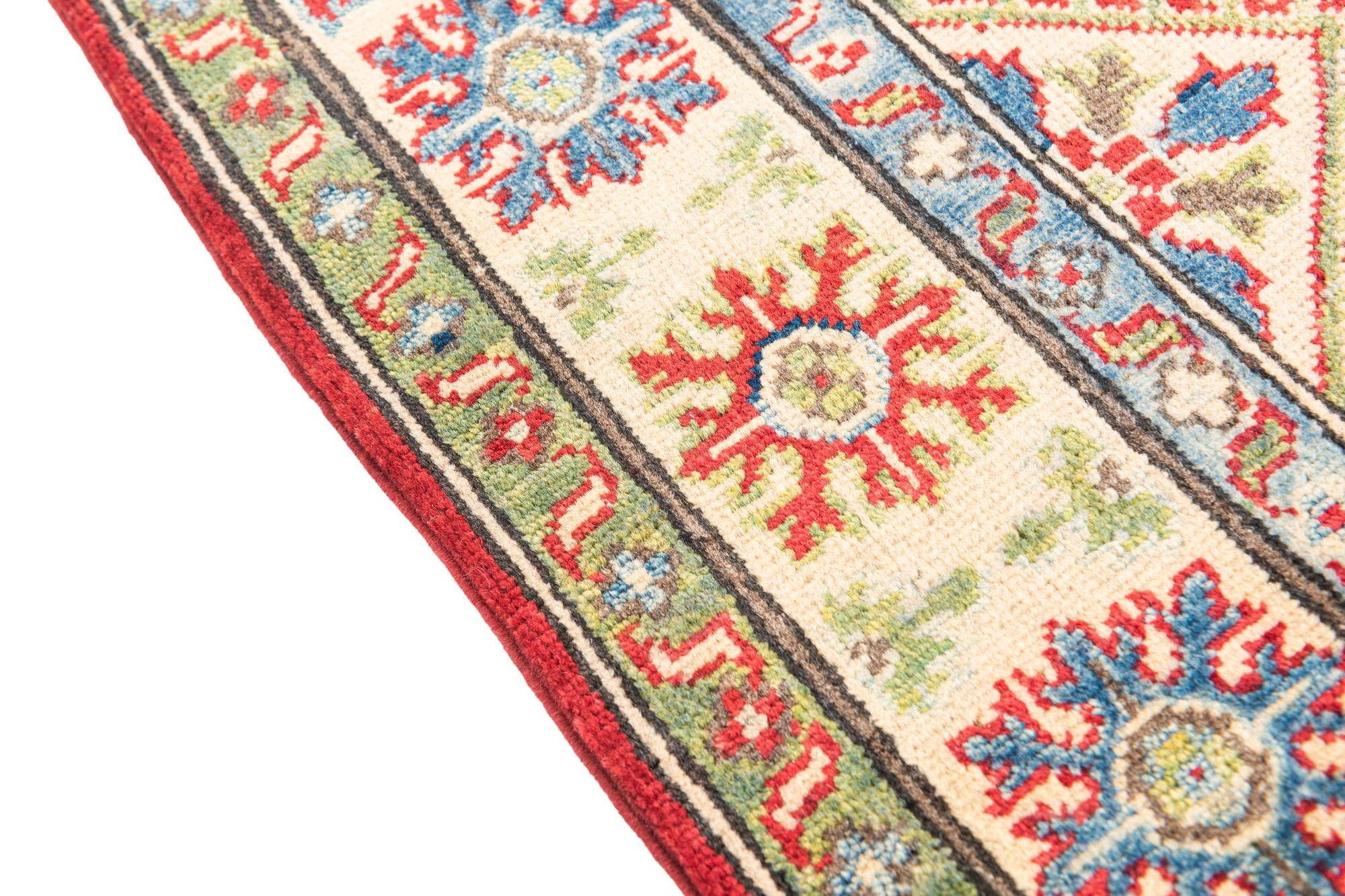 4' x 6' 1 Hand Knotted Kazak Rug
