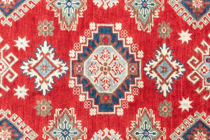 Detail image of 4' x 6' Hand Knotted Kazak Rug