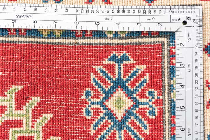 4' x 6' 1 Hand Knotted Kazak Rug