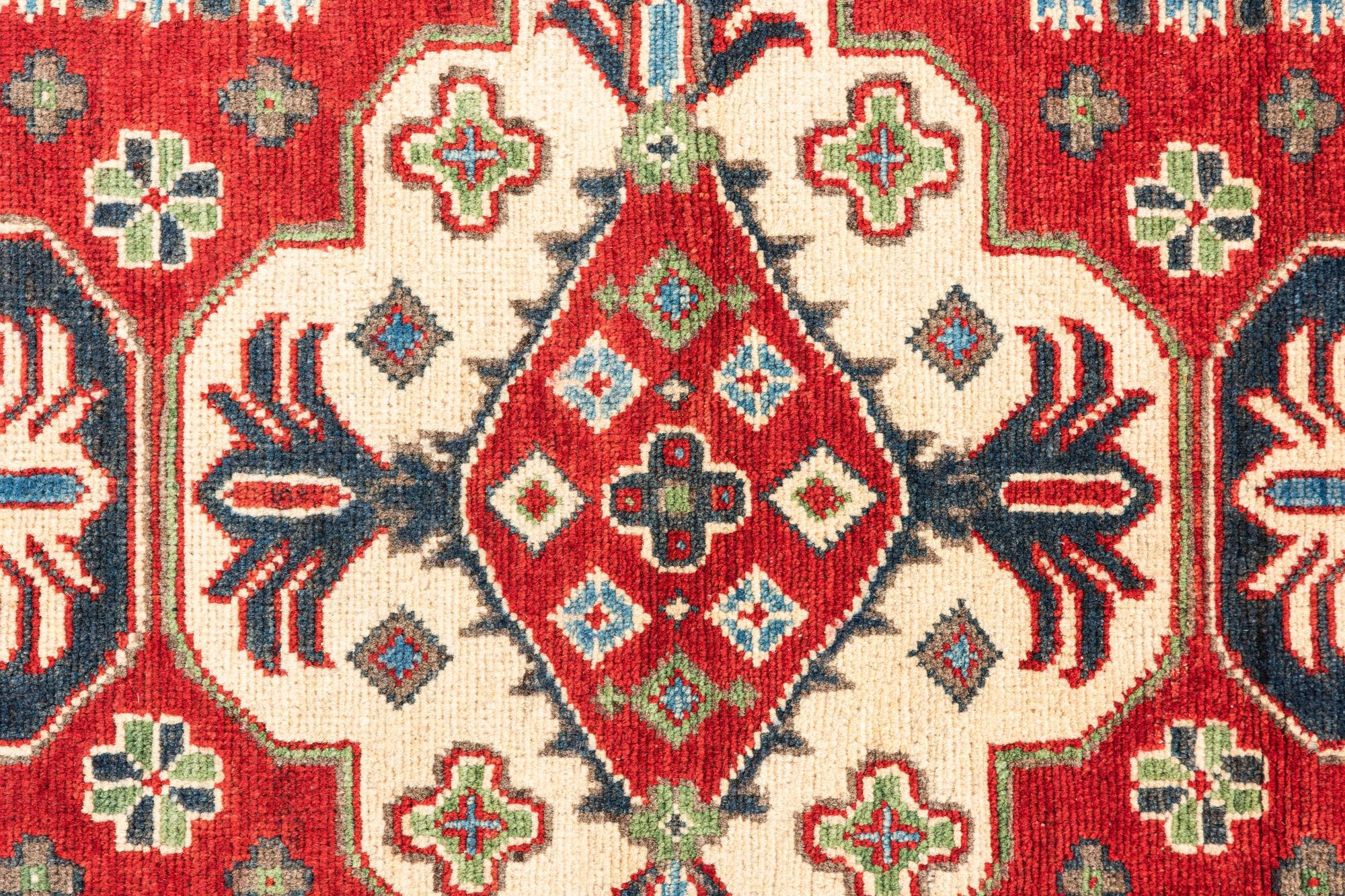 4' 1 x 6' 1 Hand Knotted Kazak Rug