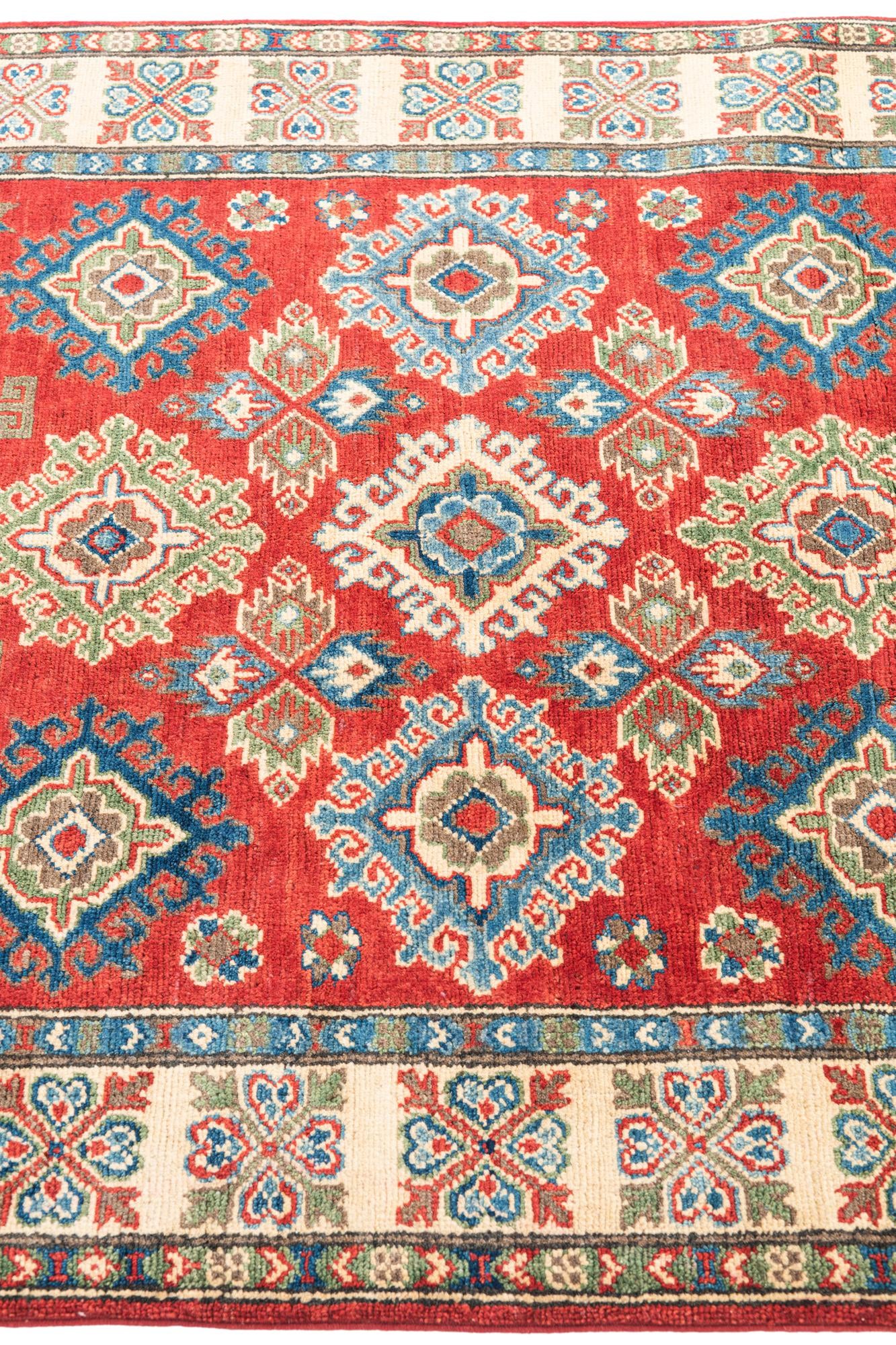 4' x 6' 1 Hand Knotted Kazak Rug