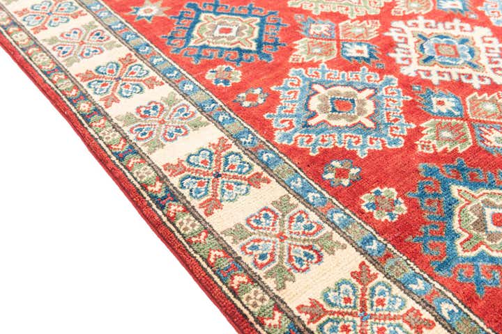 4' x 6' 1 Hand Knotted Kazak Rug