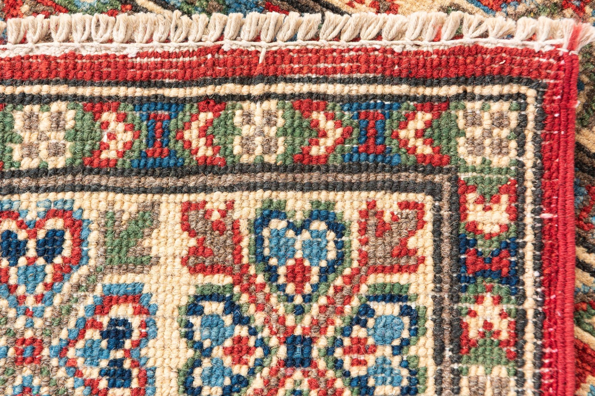 4' x 6' 1 Hand Knotted Kazak Rug