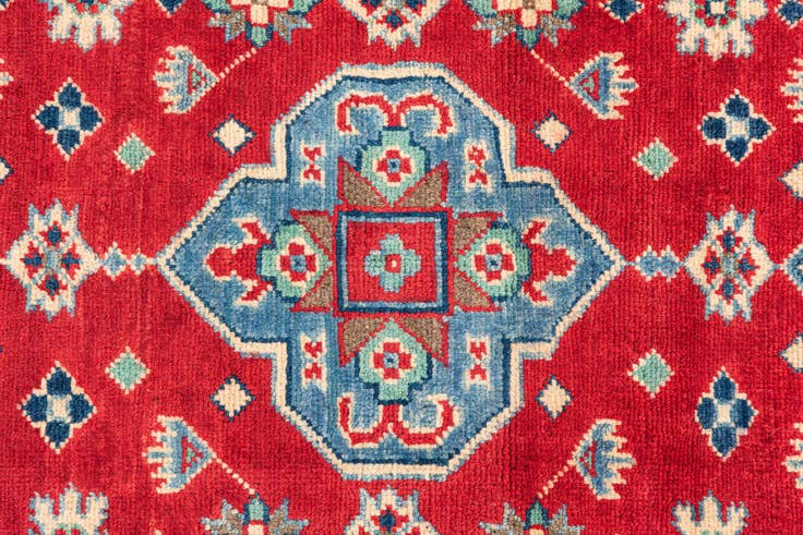Detail image of 4' x 6' Hand Knotted Kazak Rug