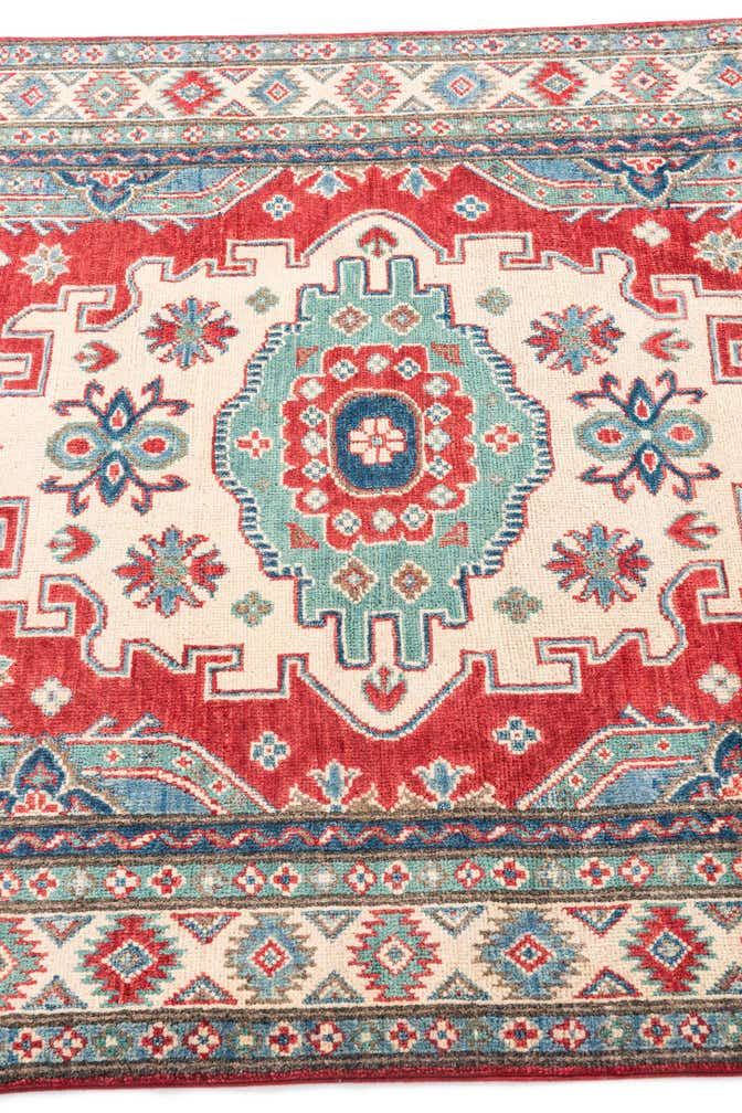4' x 6' 1 Hand Knotted Kazak Rug