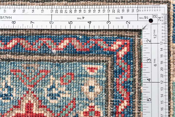 4' x 6' 1 Hand Knotted Kazak Rug