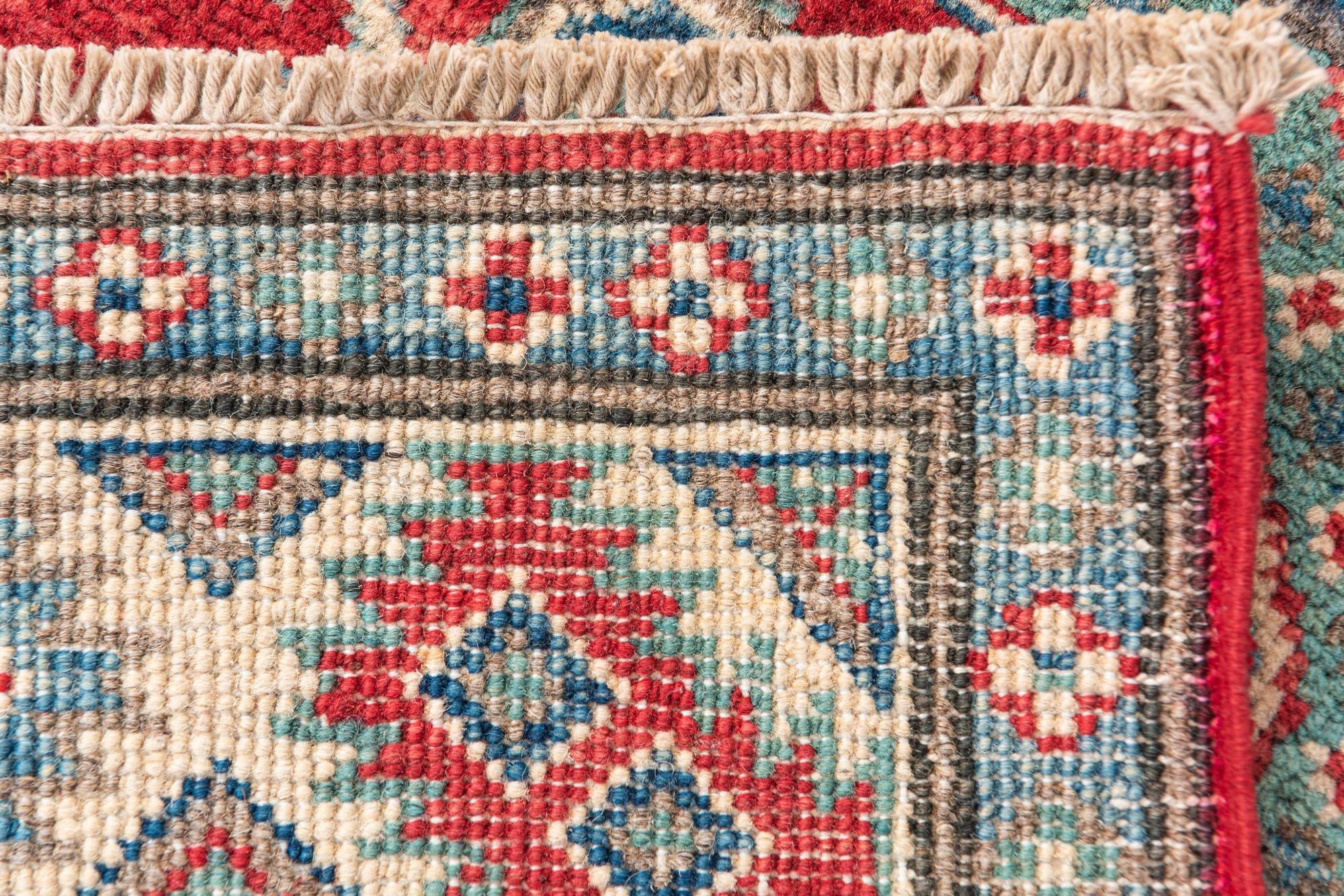 4' x 6' 1 Hand Knotted Kazak Rug
