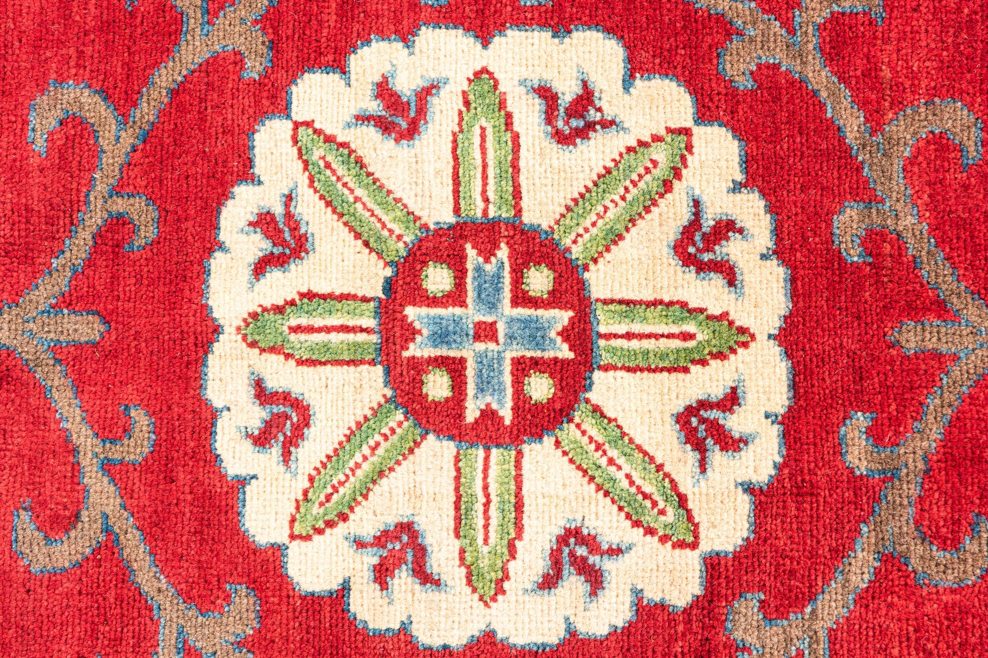 4' 2 x 6' Hand Knotted Kazak Rug