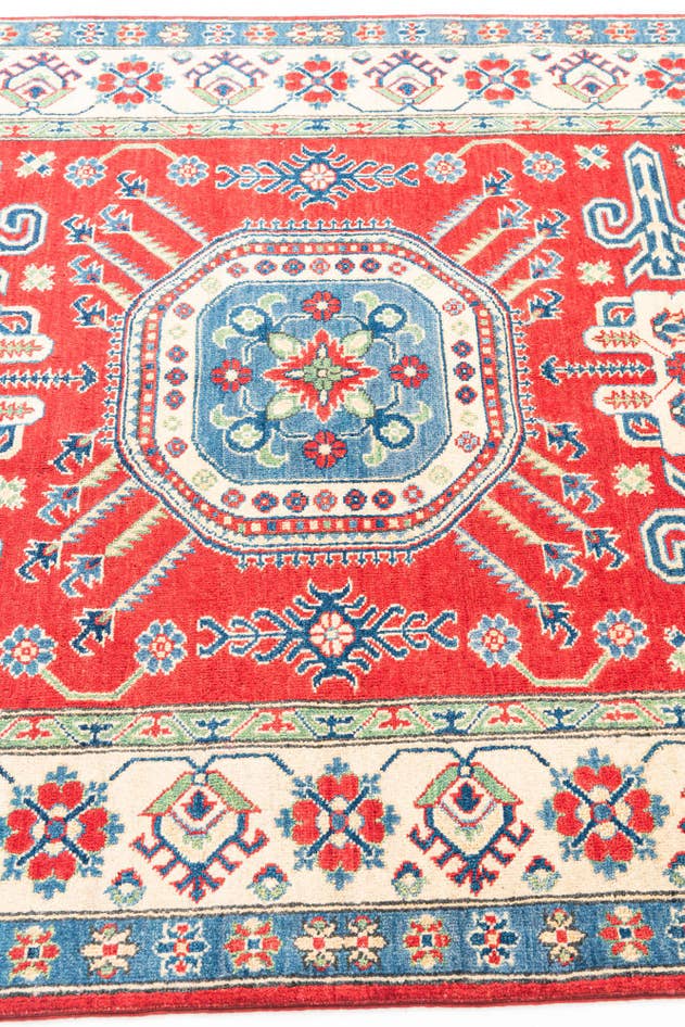Detail image of 5' x 6' 10 Hand Knotted Kazak Rug