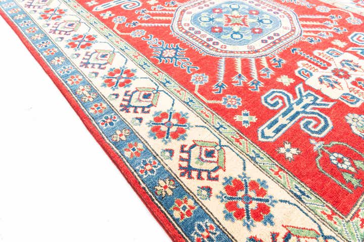 5' x 6' 10 Hand Knotted Kazak Rug